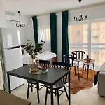 Aria Sea View * Larnaca